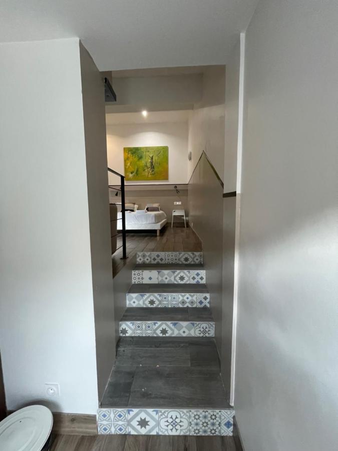 Casa Hotel Aix-en-Provence Esterno foto